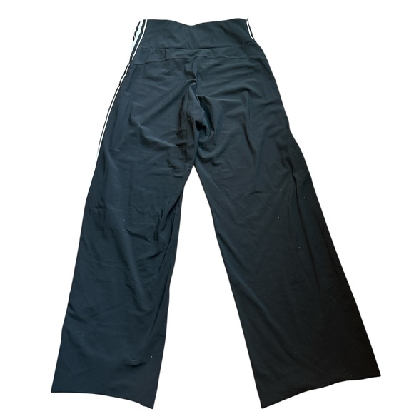 Athleta Meridian Black Stripe Wide Leg Pants size XS - Picture 3 of 6